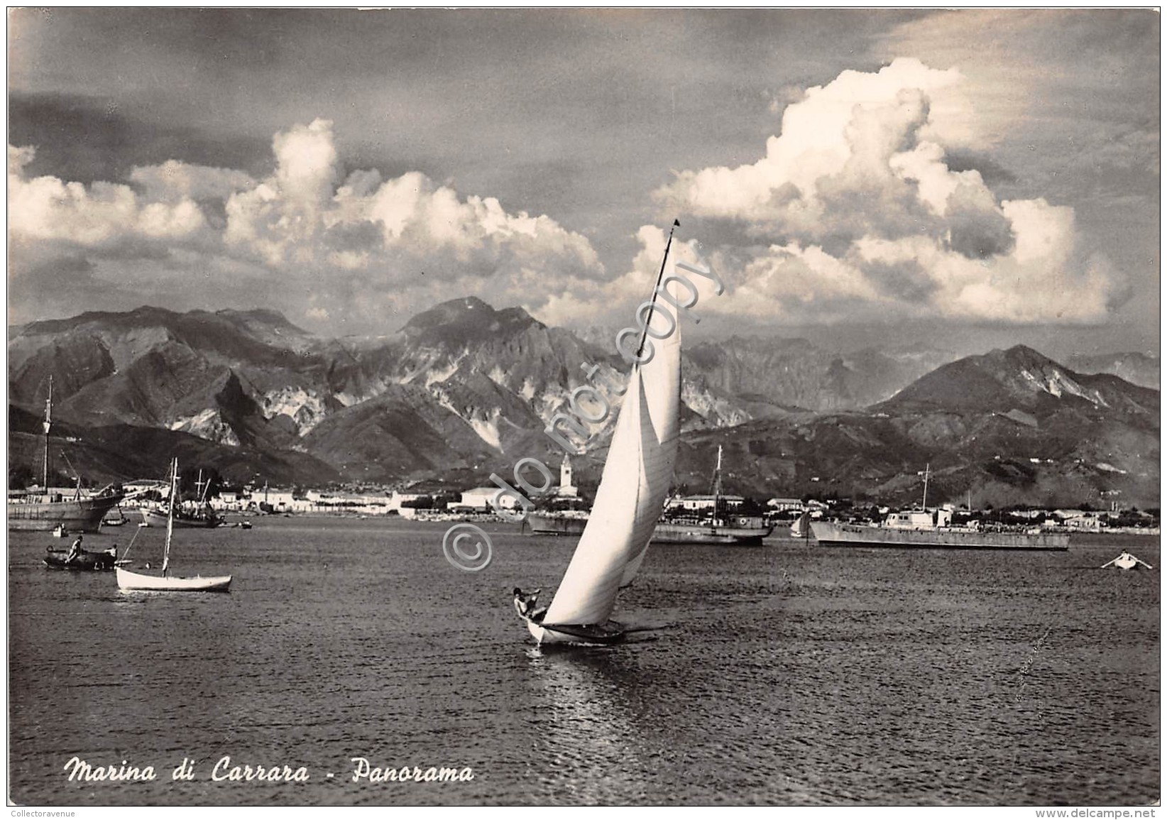 Cartolina Marina Di Carrara Panorama Barche 1949 (Massa) - Massa