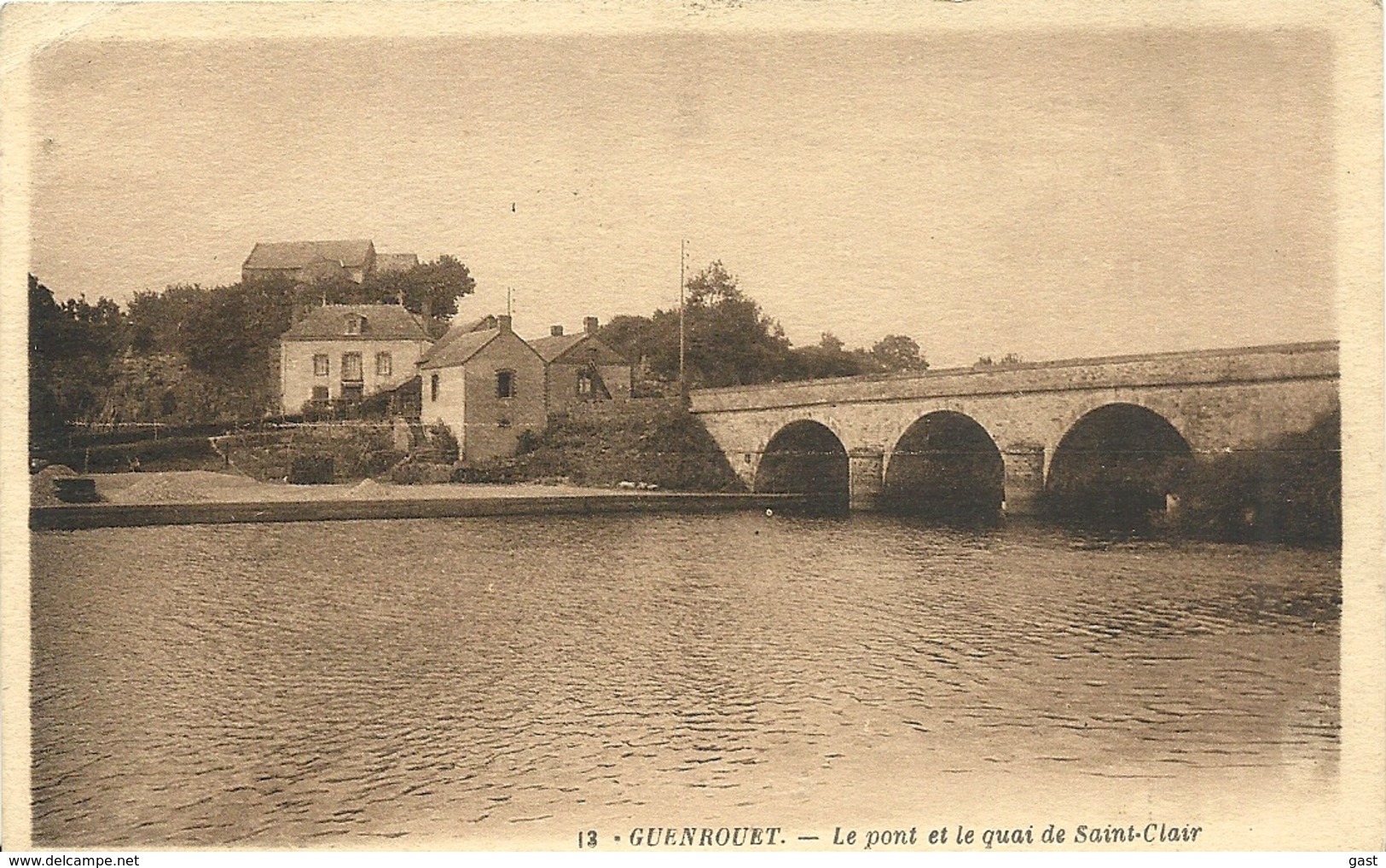 44    GUENROUET      LE  PONT  ET  LE  QUAI  DE  SAINT  CLAIR - Guenrouet