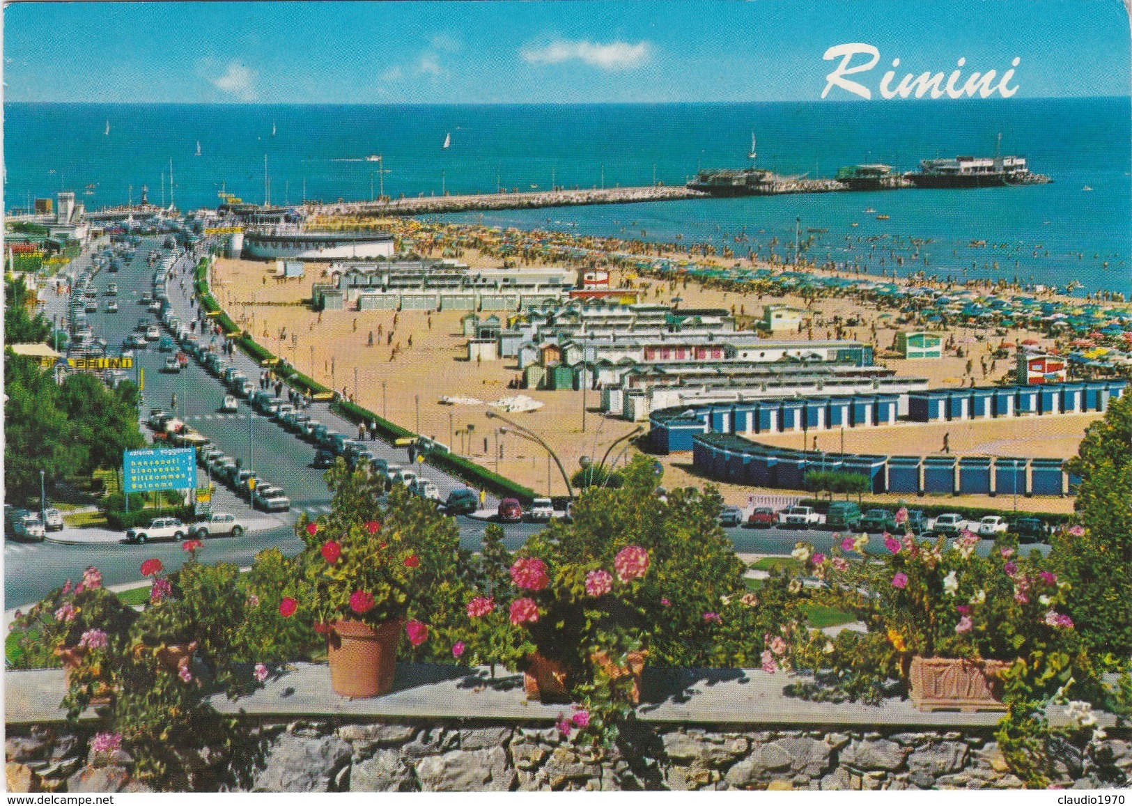 Cartolina - Postcard   - RIMINI - PANORAMA DI SPIAGGIA - Rimini