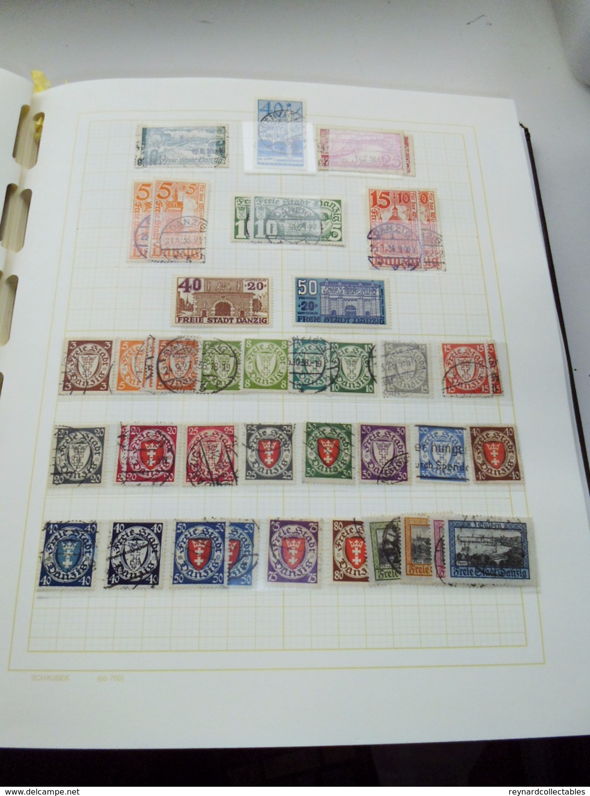 Superb Poland colln in Schaubek 1915-1950s,+ hagners,covers. 1930s m/sheets, mint/used. Danzig etc