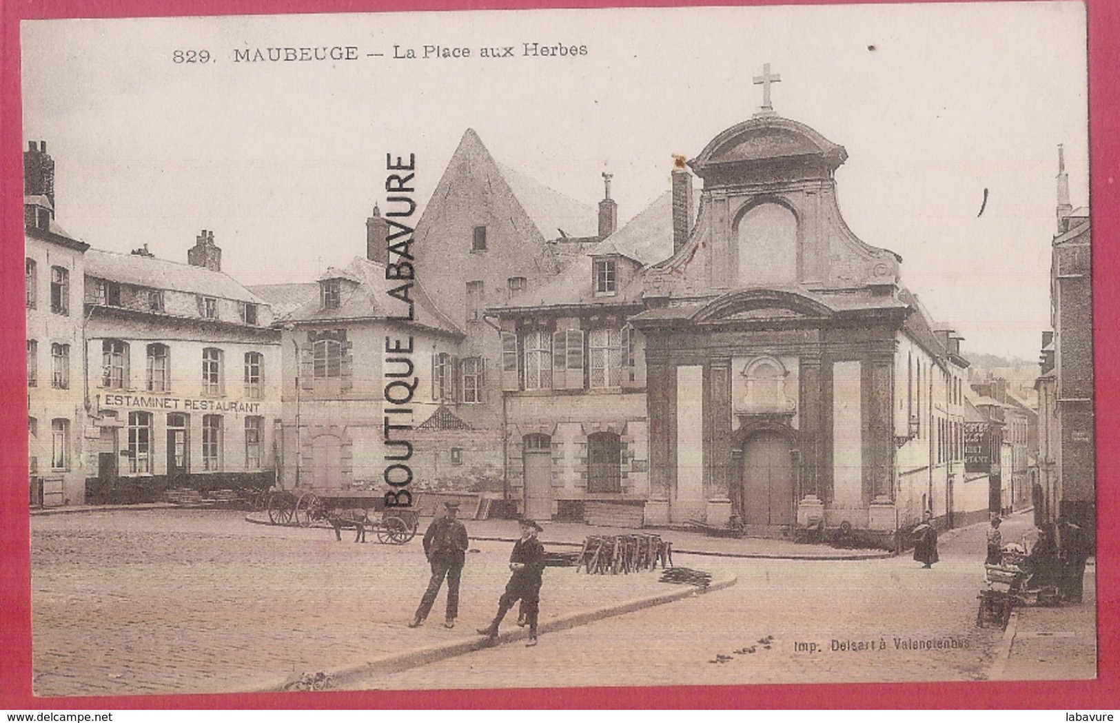 59 - MAUBEUGE---La Place Aux Herbes---animé - Maubeuge