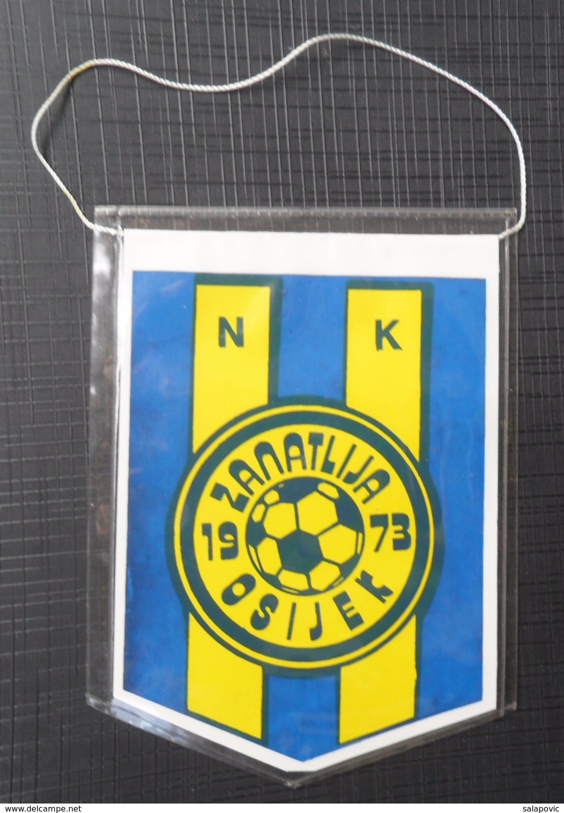 NK ZANATLIJA OSIJEK, CROATIA FOOTBALL CLUB, CALCIO OLD PENNANT - Kleding, Souvenirs & Andere