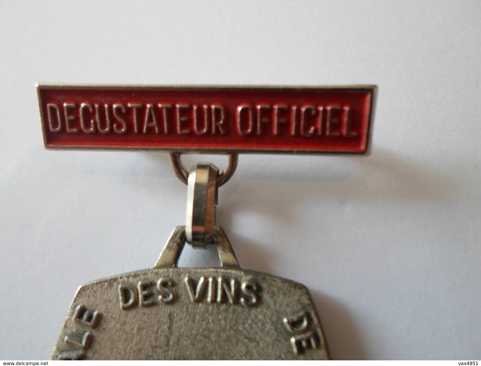 BROCHE DEGUSTATEUR OFFICIEL MACON 1983  FOIRE NATIONALE DES VINS  DE FRANCE    *****   RARE   A SAISIR ****** - Autres & Non Classés