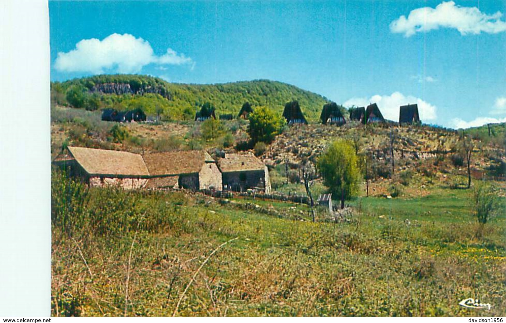 Cpsm -   St  Chély D 'Aubrac -  Les Chalets De Brameloup         S77 - Altri & Non Classificati