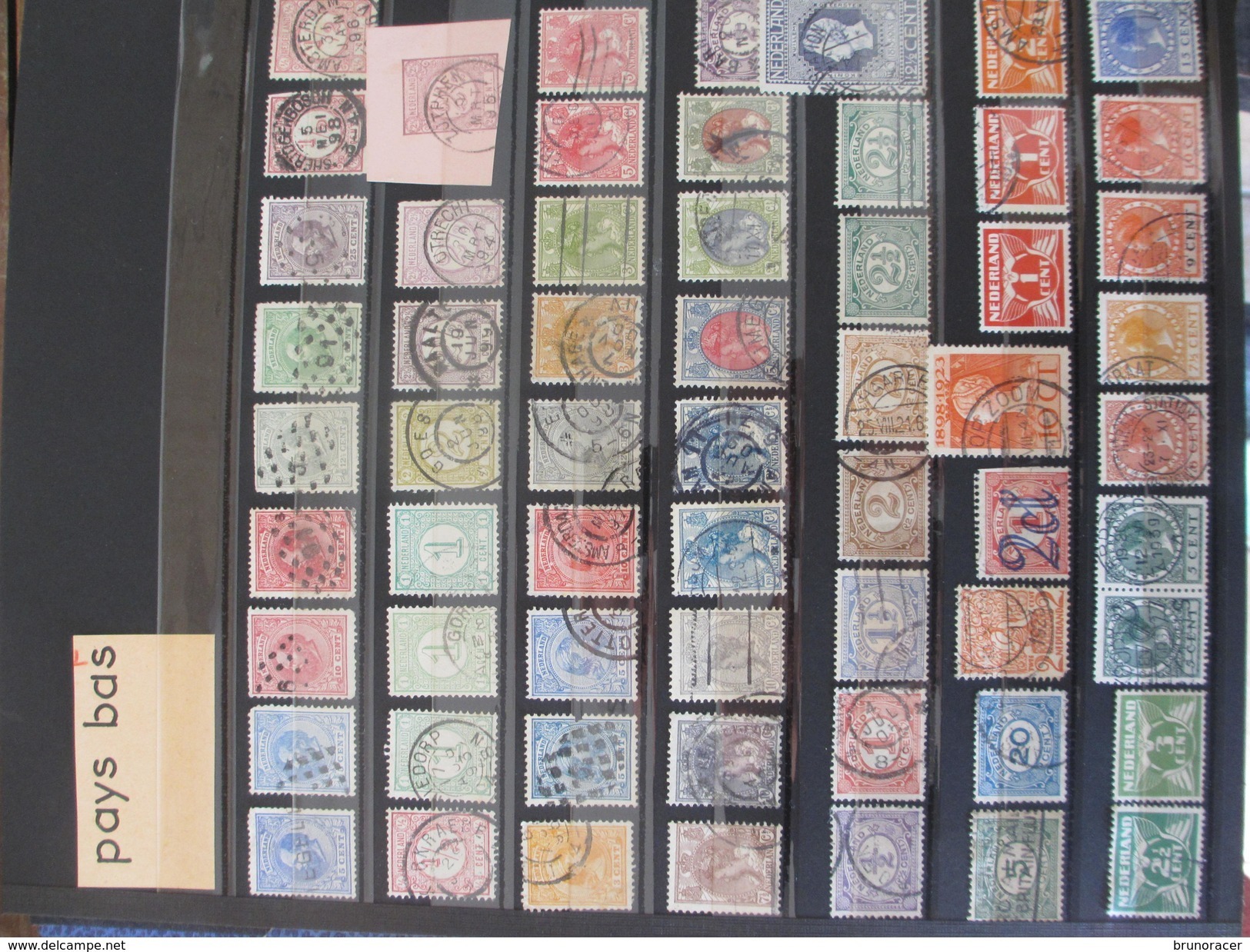 COLLECTION TIMBRES D'EUROPE DONT FRANCE DANS 3 CLASSEURS A VOIR 72 SCANS