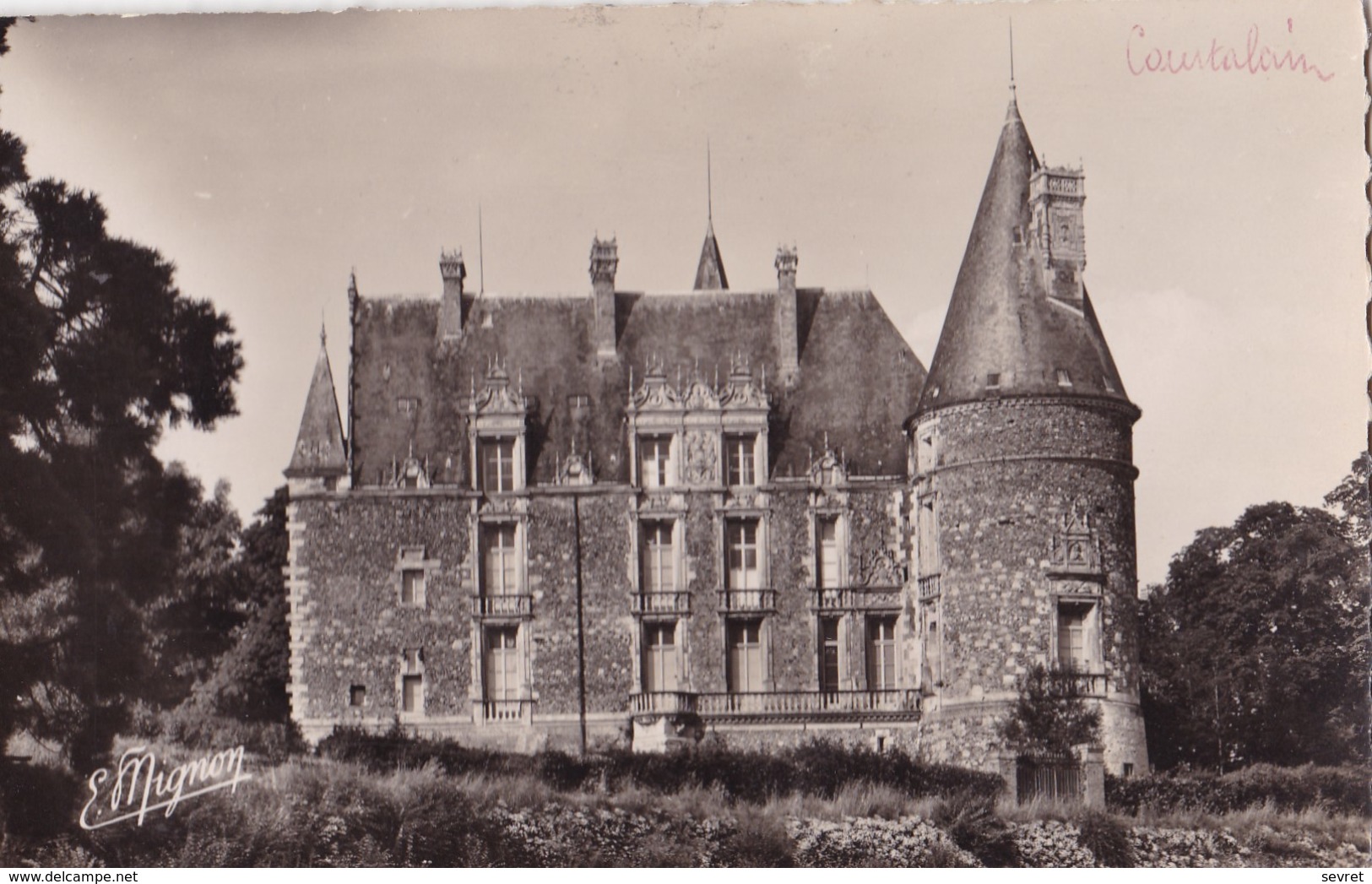 COURTALAIN. - Le Château. CPSM 9x14 - Courtalain