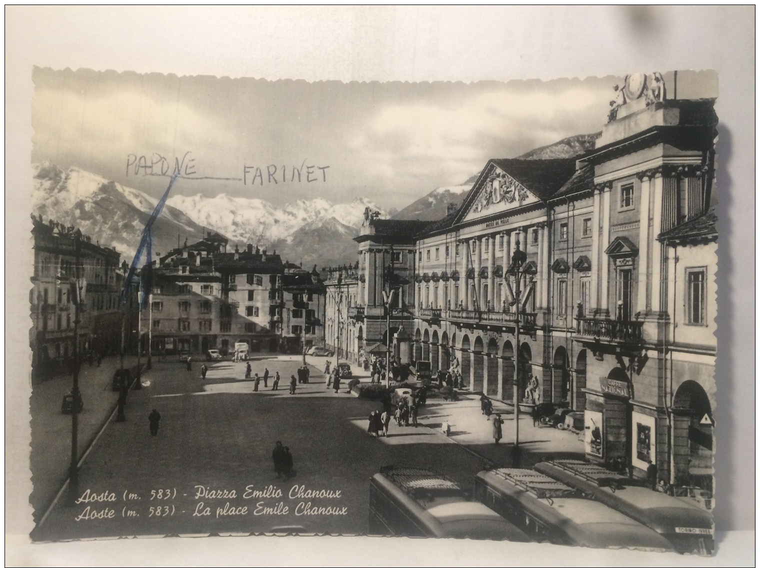 FAR,CARTOLINA POSTALE,POSTCARD,EUROPA,ITALIA,VAL D"AOSTA,AFFRANC.10L.ISOLATO,CORRIERA,AUTOMOBILI,ANIMATA,PANORAMICA - Aosta