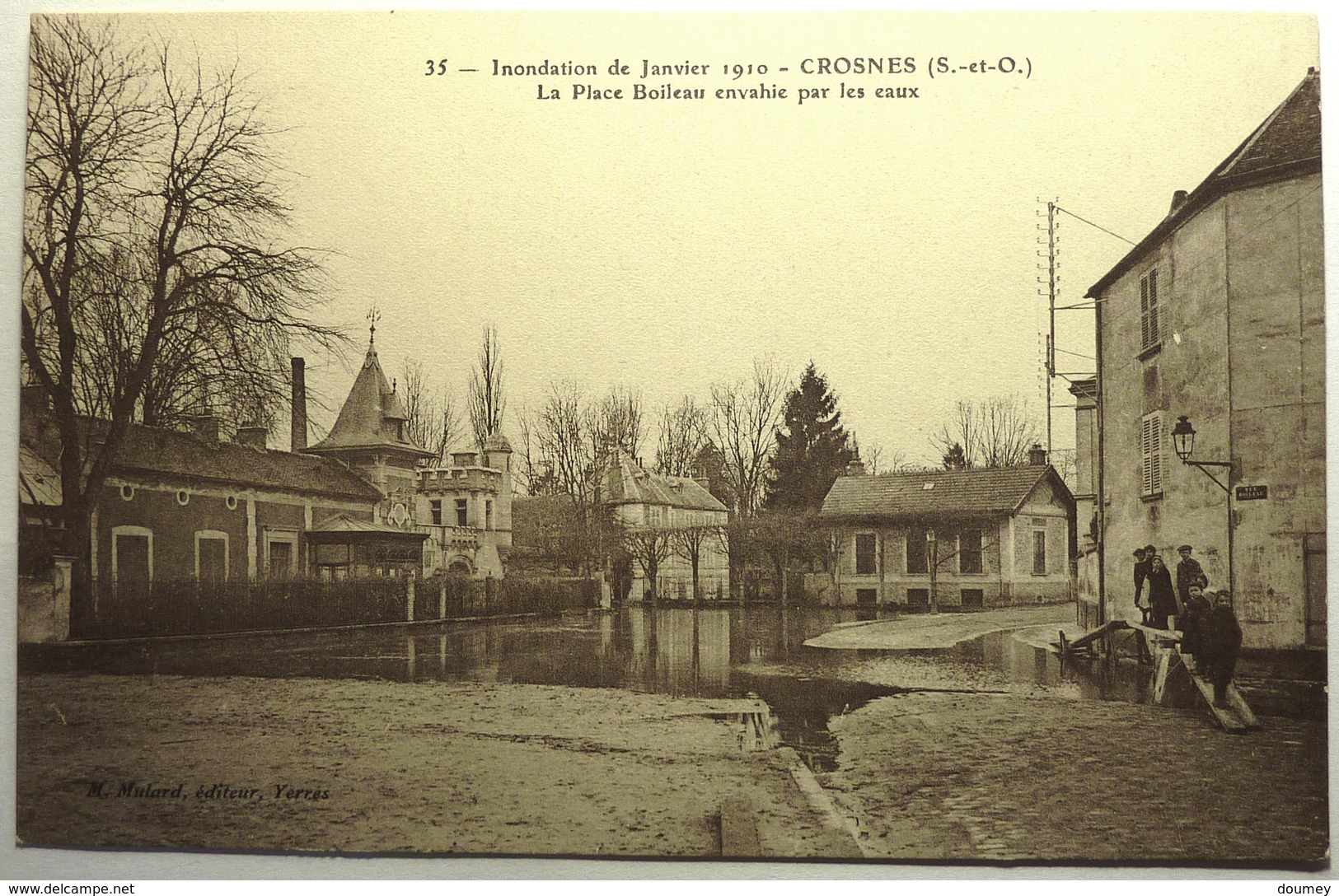 INONDATIONS DE JANVIER 1910 - LA PLACE BOILEAU ENVAHIE PAR LES EAUX - MONTGERON - Crosnes (Crosne)
