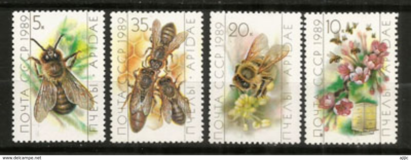 Abeilles Butinant, Série Complète De 4 Timbres Neufs ** - Abeilles