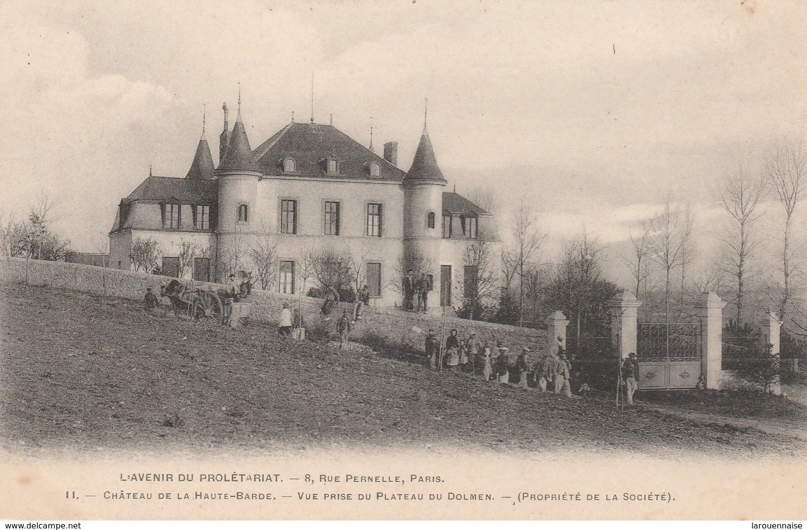 37 - BEAUMONT LA RONCE - Château De La Haute Barde - Vue Prise Du Plateau Du Dolmen - Beaumont-la-Ronce