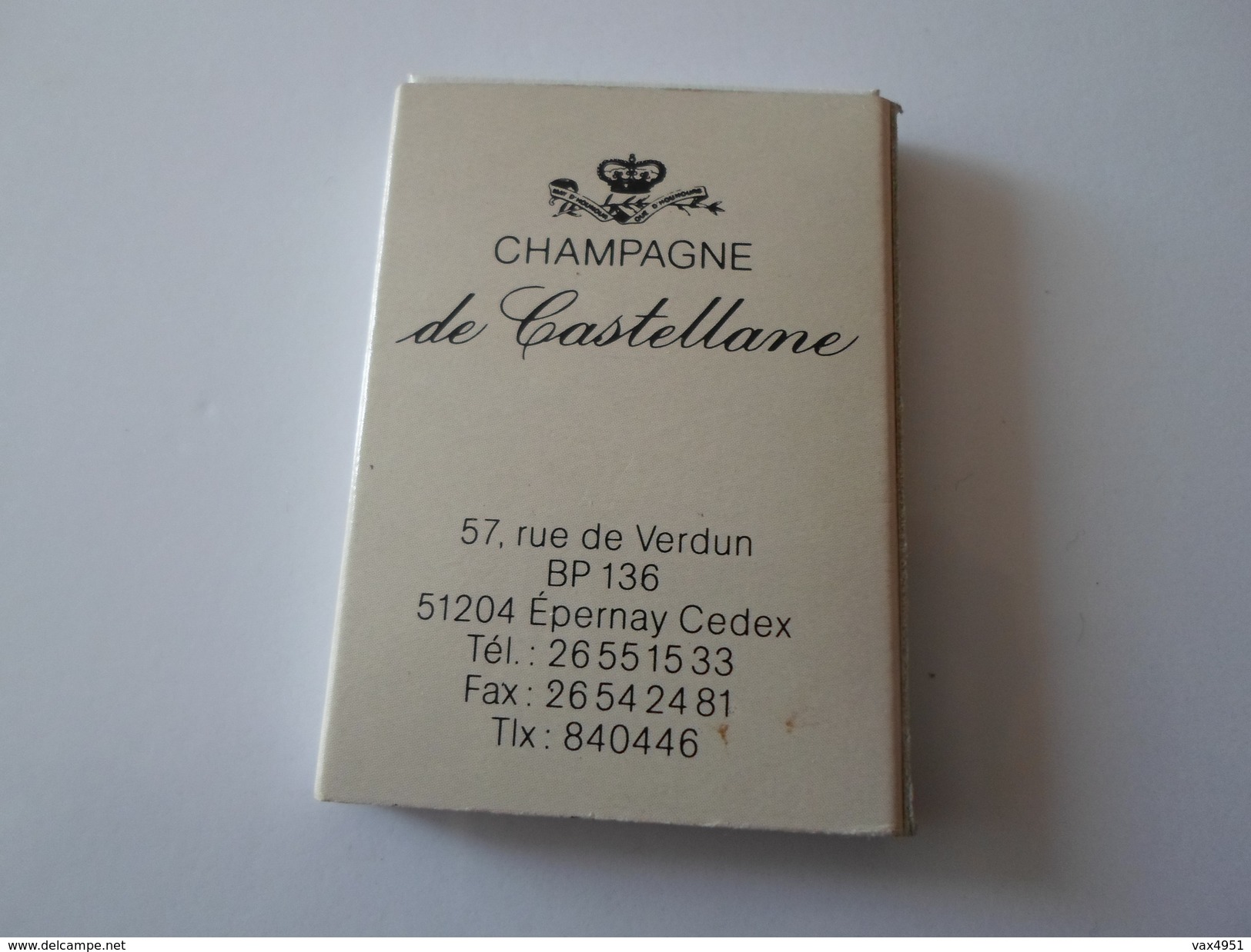 BOITE D ALLUMETTES CHAMPAGNE DE CASTELLANE  EPERNAY VICOMTE DE CASTELLANE  ****   RARE A  SAISIR ******* - Boites D'allumettes