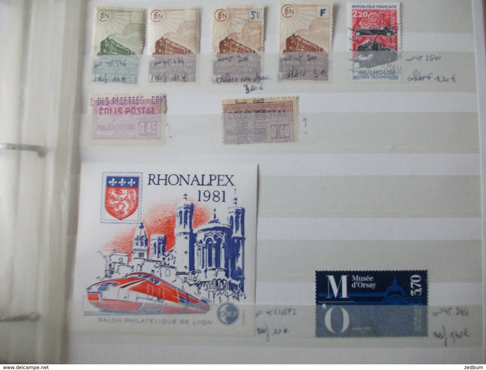 ALBUM 4 collection de timbres avec pour thème le chemin de fer train de tout pays valeur 547.25 &euro;