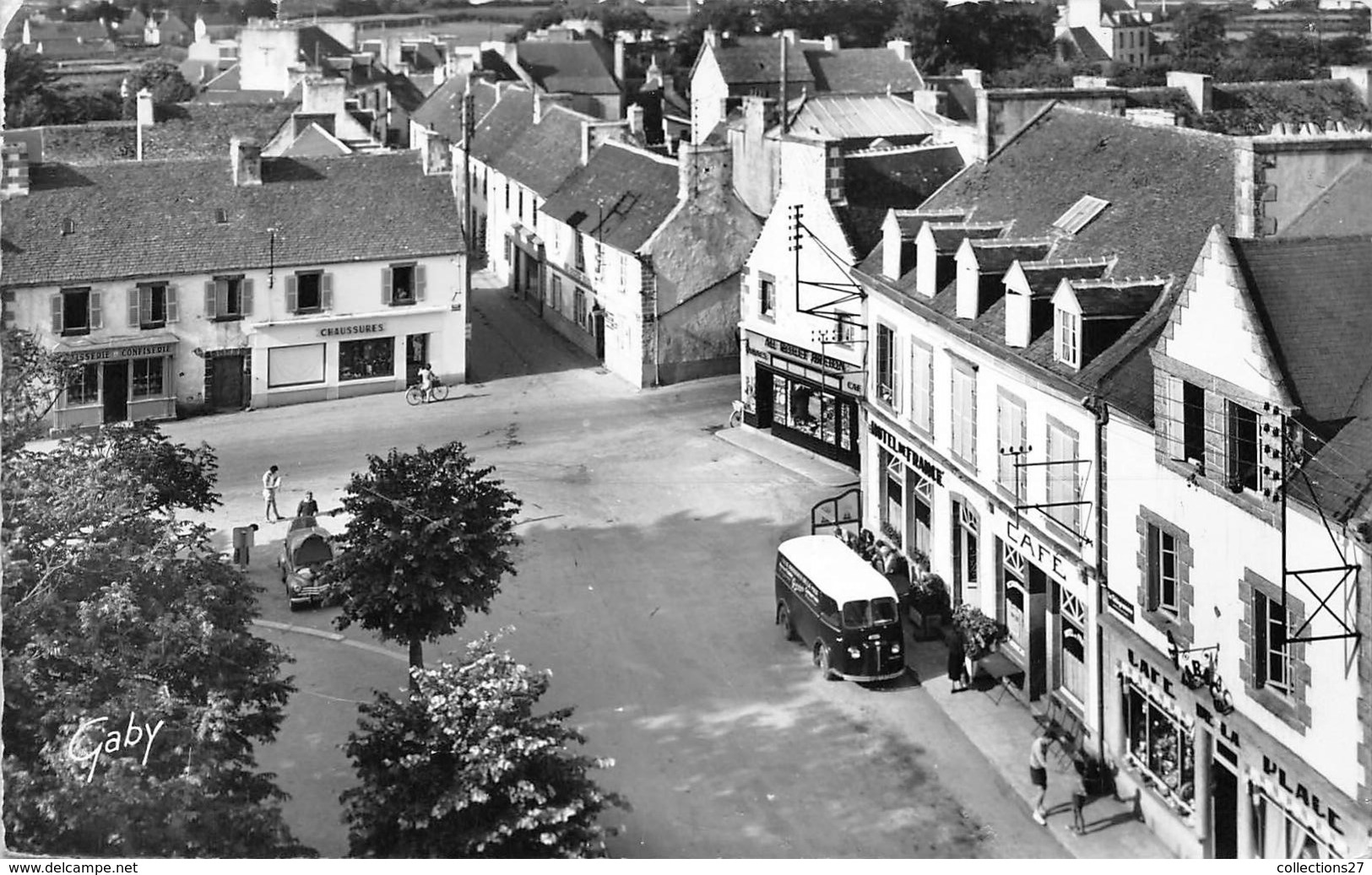 29-PLOUGASNOU- PLACE DU GENERALE LECLERC - Plougasnou