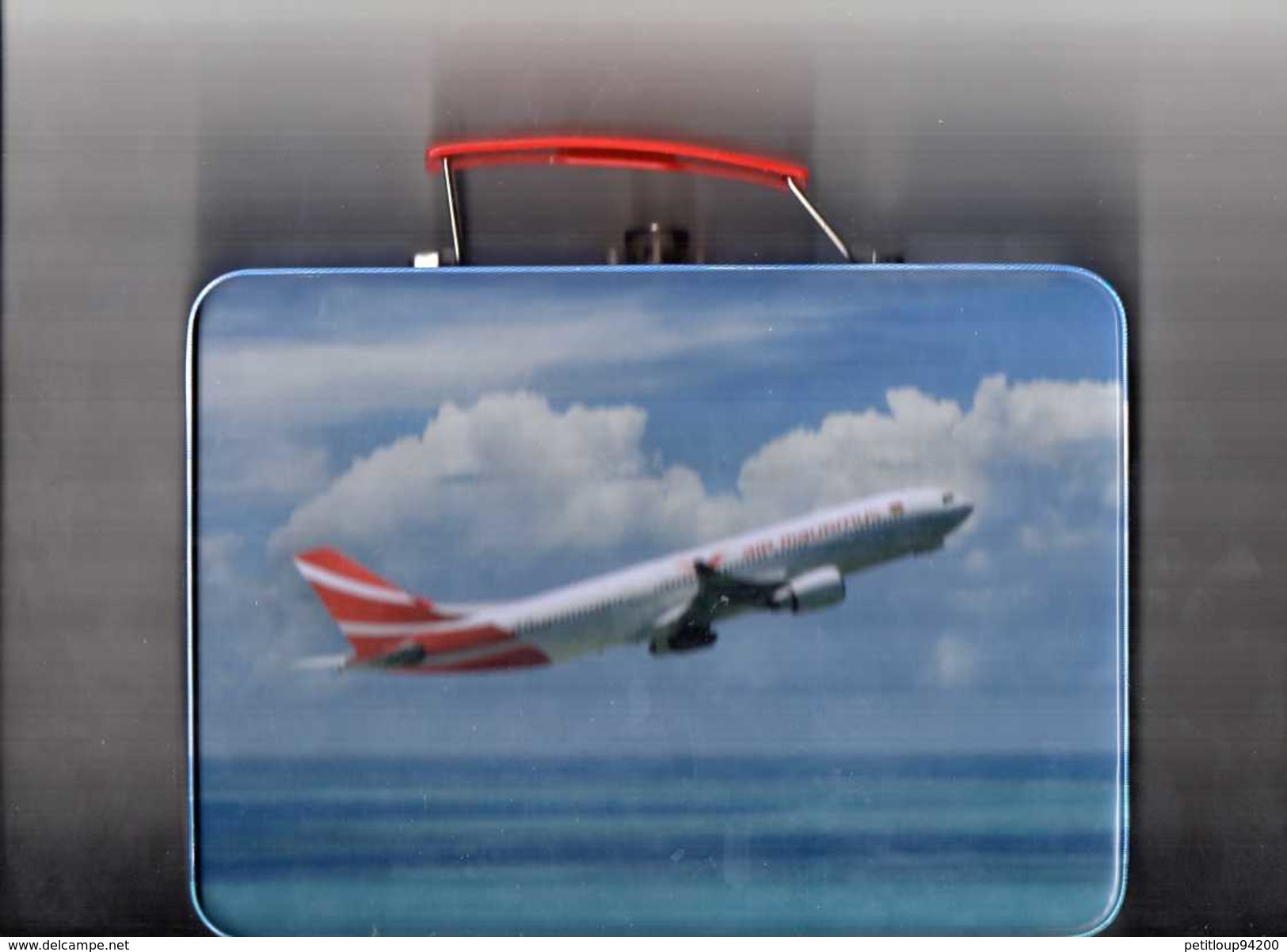 AIR MAURITIUS  Valise  Métallique   LE DODO - Giveaways