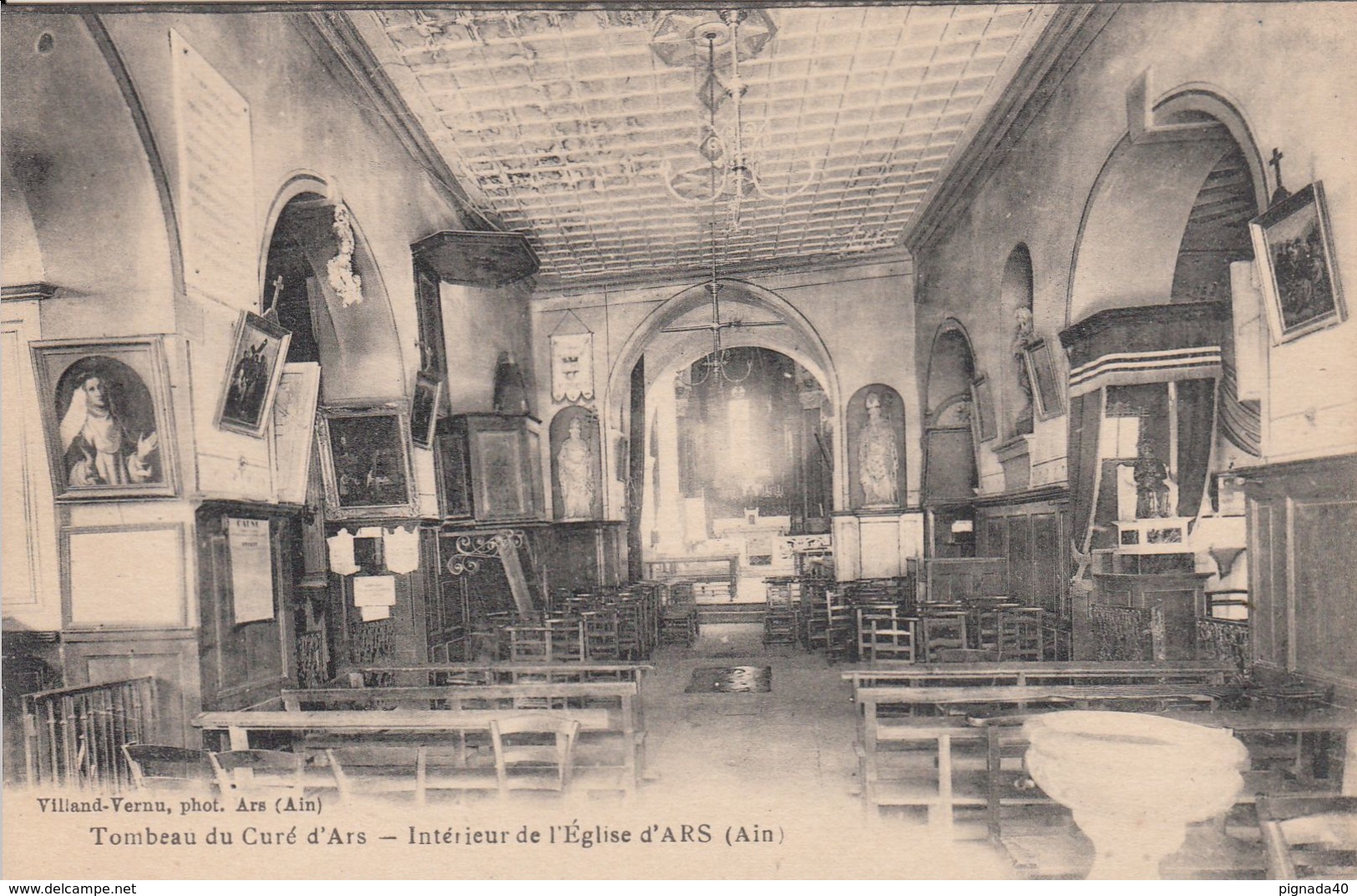 Cp , 01 , ARS-sur-FORMANS , Tombeau Du Curé D'Ars , Intérieur De L'Église D'ARS - Ars-sur-Formans