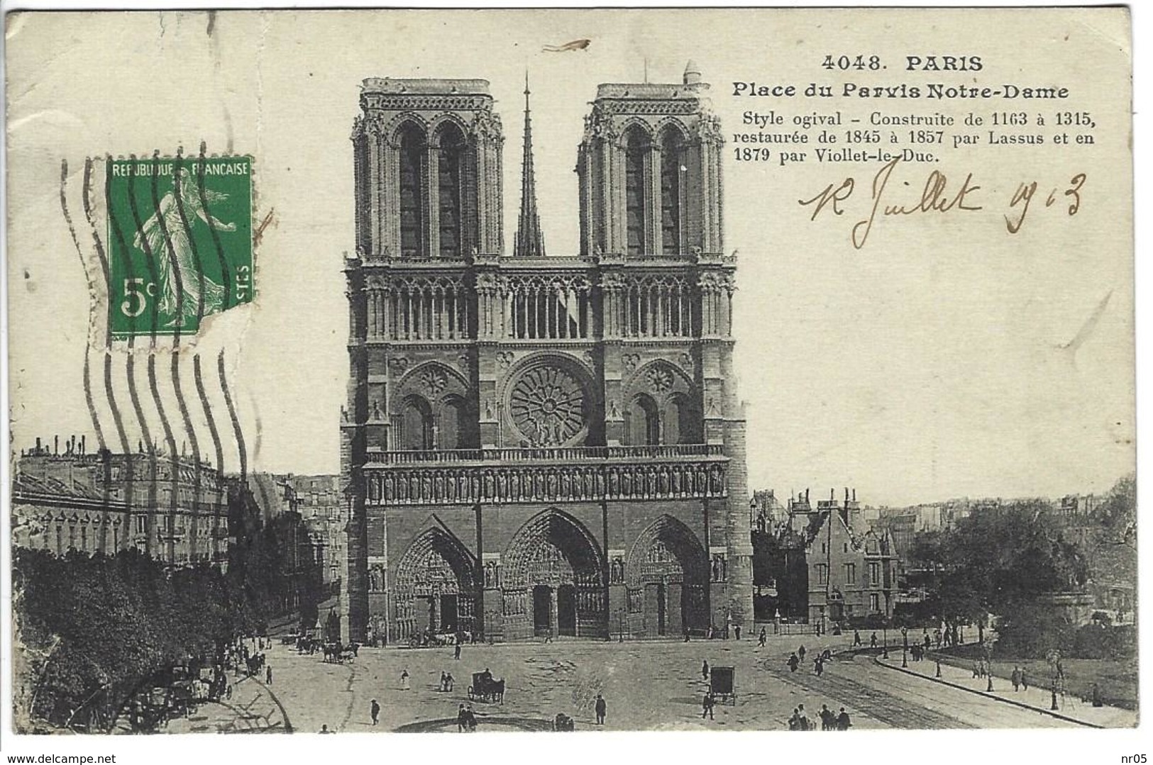 CPA 75 ( Paris ) - PARIS - Place Du Parvis Notre Dame - Notre Dame De Paris