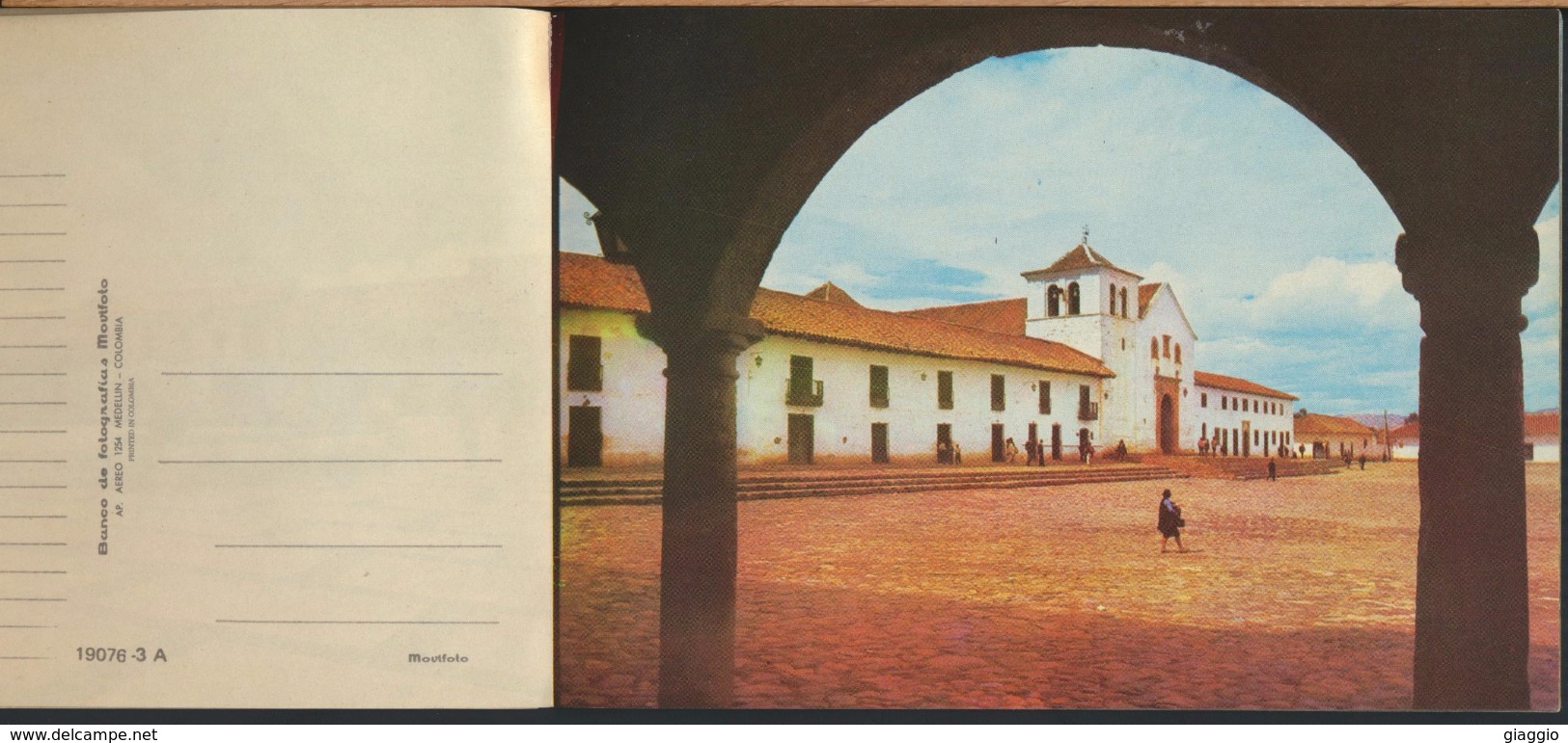 °°° CARNET OF 28 POSTCARDS - COLOMBIA °°°