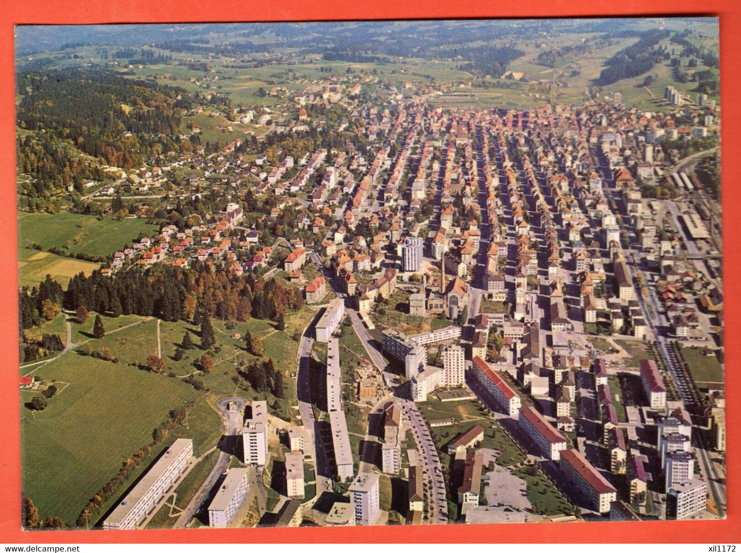 Vue Panoramique De La Chaux-de-Fonds, Ville D'origine De Le Corbusier Et Blaise Cendrars. Non Circulé, FORMAT B5 ! - Saint-Blaise