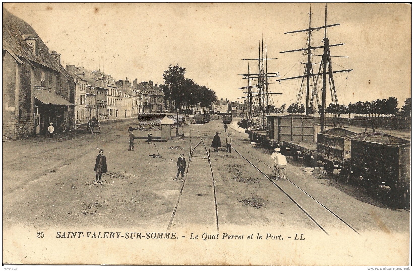 80  SAINT VALERY SUR SOMME  LE QUAI PERRET ET LE PORT  LA GARE - Saint Valery Sur Somme