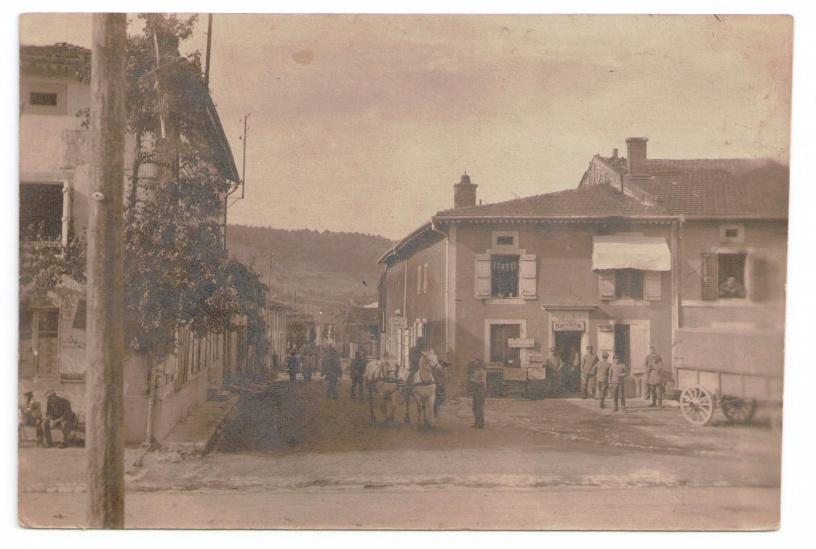 55 CARTE PHOTO  ECUREY / KANTINE / 1916 - Autres & Non Classés