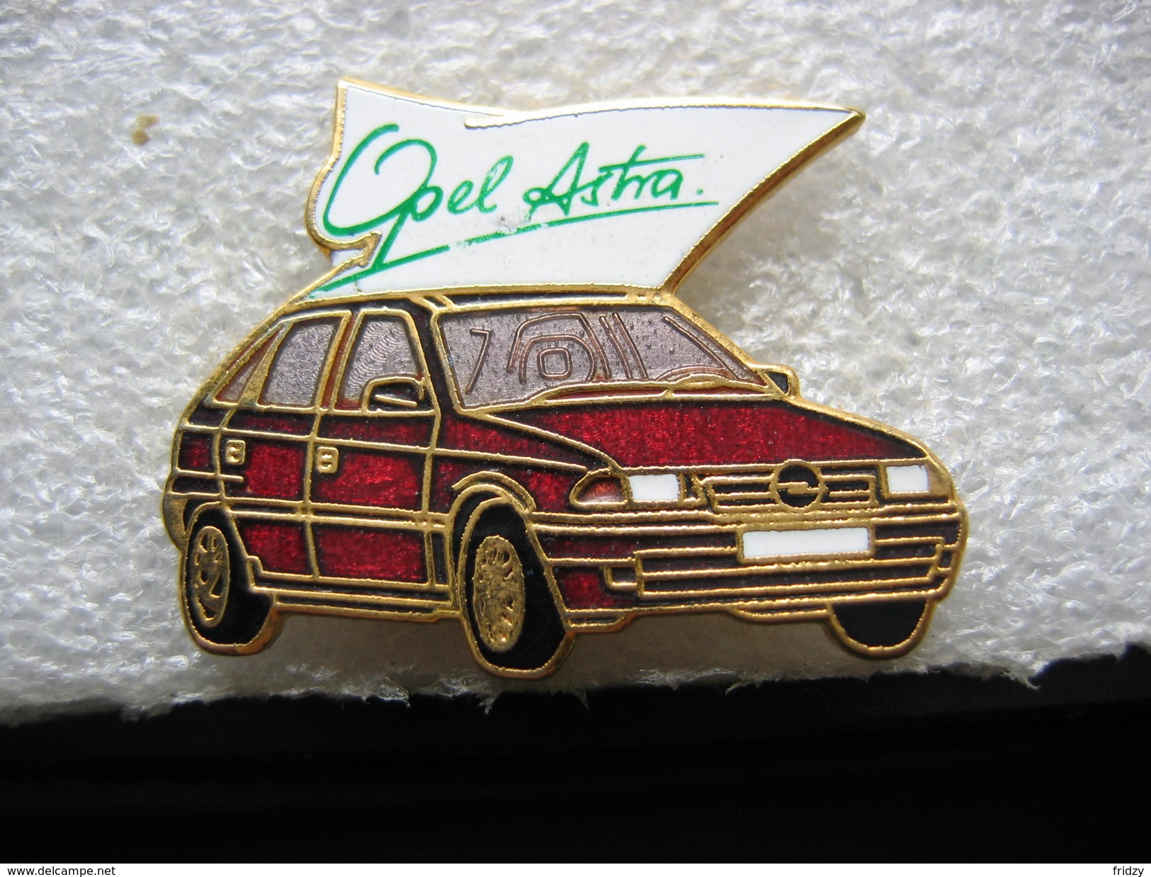 Pin's Voiture OPEL Astra - Opel