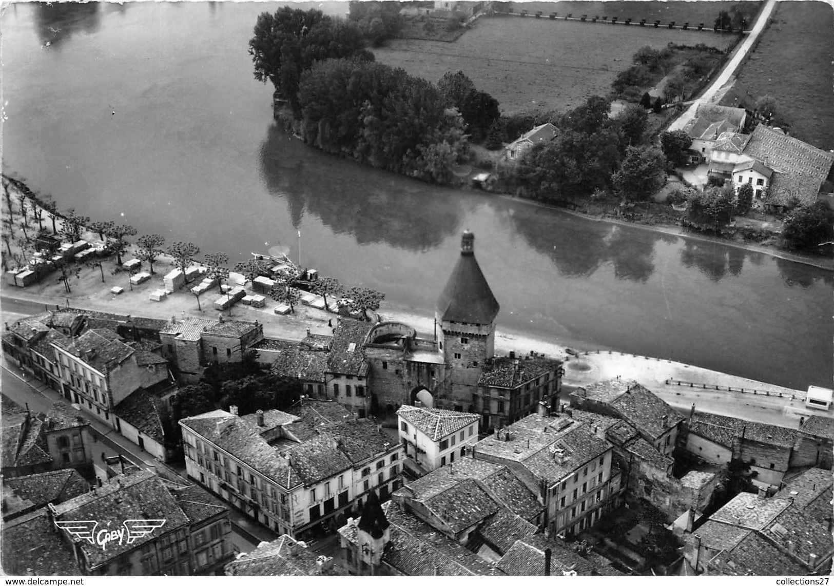 33-LIBOURNE- VUE DU CIEL SUR LA TOUR - Libourne