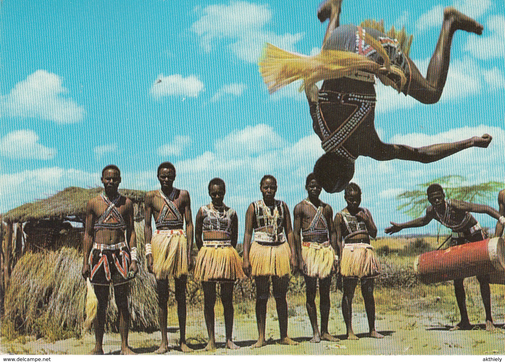 Kensta Tribes Series Kitui Dancers Ak109741 - Kenia