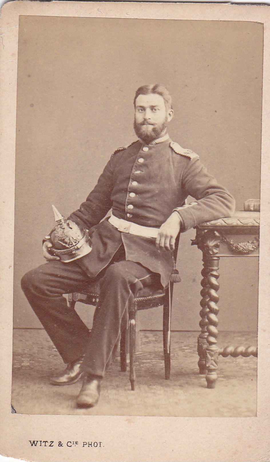 Foto Deutsch-französischer Krieg 1870/71 Infanterie Regiment 43 Rouen Frankreich Pickelhaube Alte Form - Guerre, Militaire