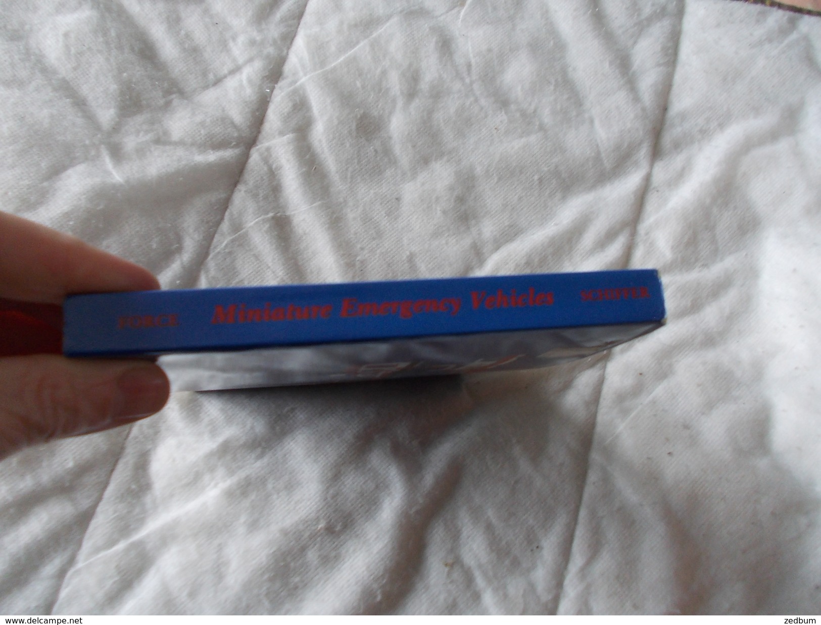 Miniature Emergency Vehicles By Force - Books On Collecting