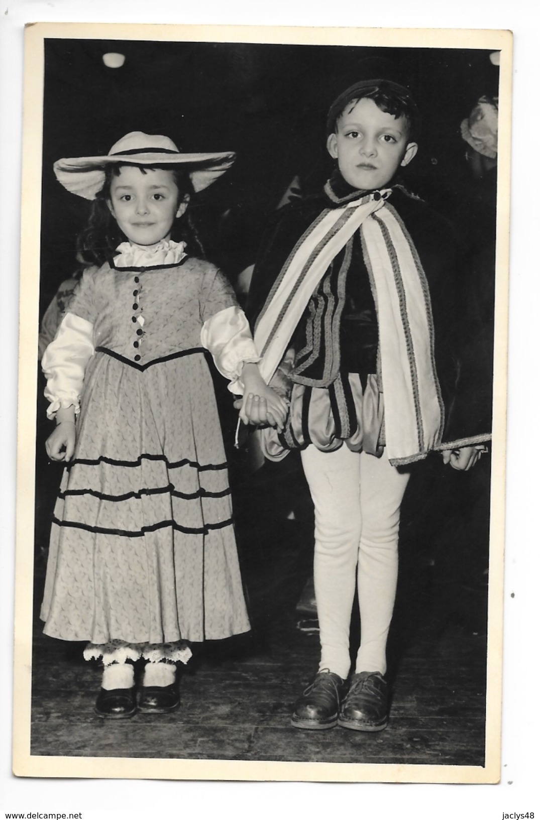 Carte Photo  15 Fév 1953 Bal Masqué Du Mardi-gras, Bal De La Jeune Gaule à Clermont-Fd (63)-     - L 1 - Clermont Ferrand