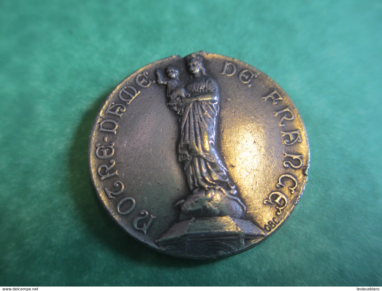 Médaille Religieuse Ancienne/Notre Dame De France / Notre Dame Du Puy En Velay/Bronze Nickelé/ Fin XIXéme    CAN349 - Religion &  Esoterik