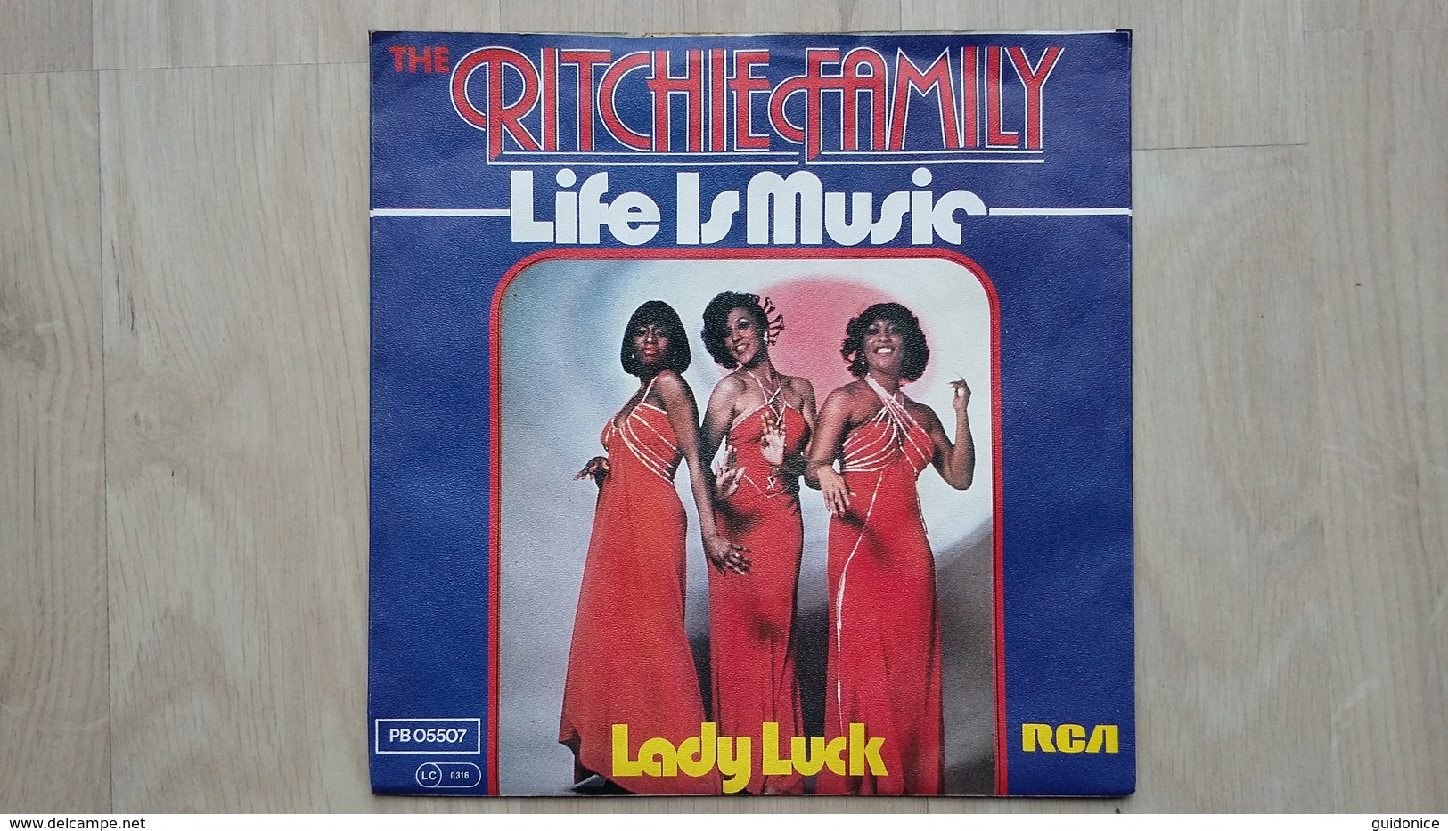 Vinyl-Single "Life Is Music" Von The Ritchie Family - Disco, Pop