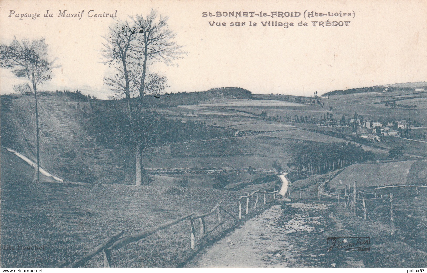 CPA SAINT-BONNET-LE-FROID (43) VUE SUR LE VILLAGE DE TREDOT - Autres & Non Classés