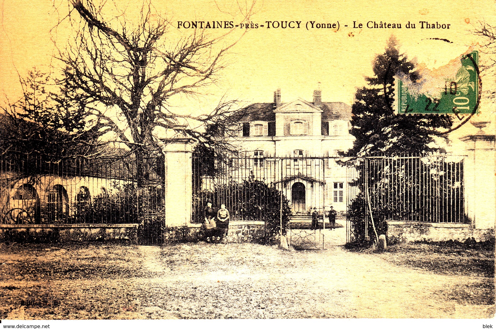 89 . Yonne : Fontaines ( Près De Toucy  ) : Le Chateau Du Thabor . - Fontaines Salees