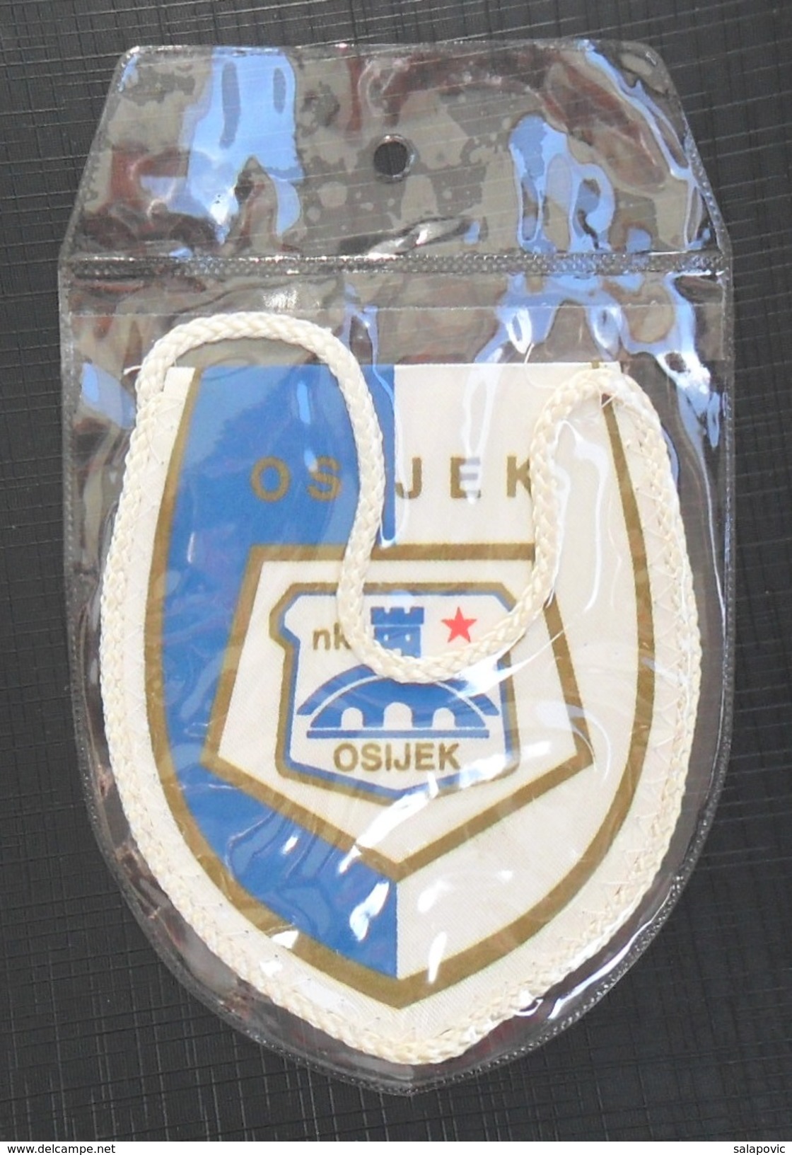 NK OSIJEK CROATIA FOOTBALL CLUB, CALCIO OLD PENNANT, SPORTS FLAG - Bekleidung, Souvenirs Und Sonstige