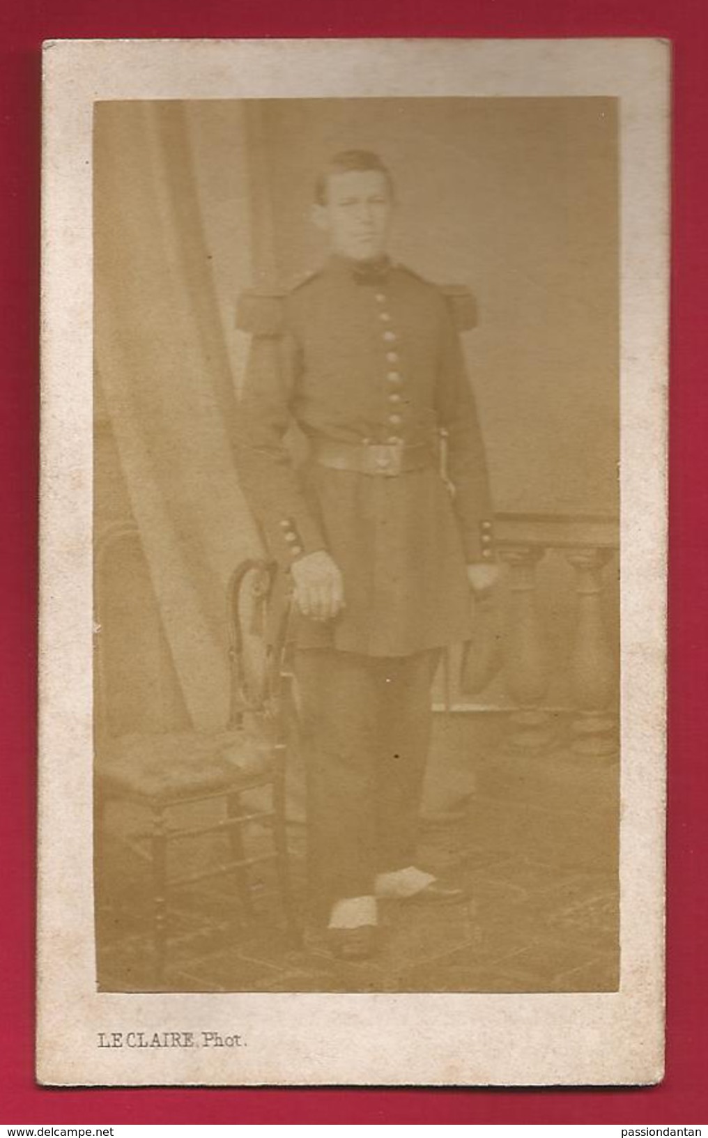 Photographie Ancienne Ou CDV - Studio Leclaire à Versailles - Cliché D'un Militaire - Guerre, Militaire