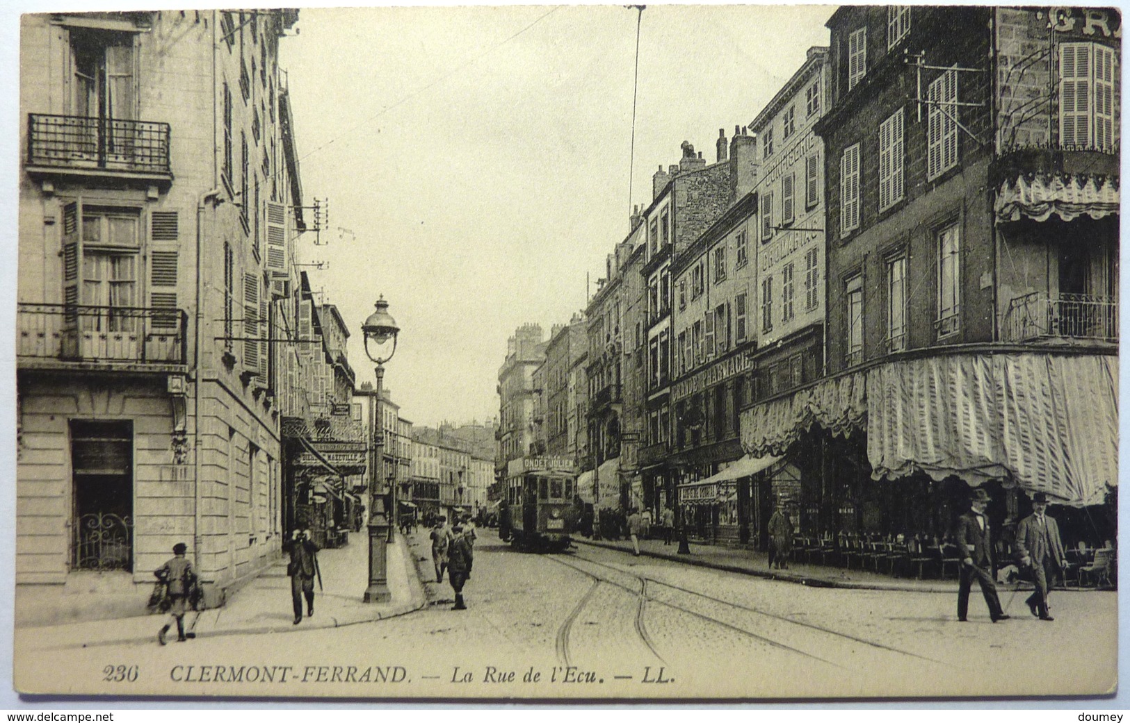 LA RUE DE L'ÉCU - CLERMONT FERRAND - Clermont Ferrand