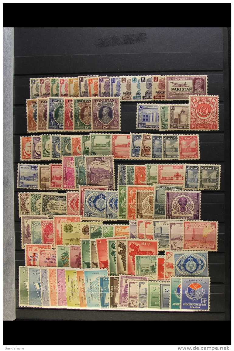 1947-2009 NEVER HINGED MINT COLLECTION A Substantial Collection Arranged On Stock Pages With A Very High Level Of... - Pakistan