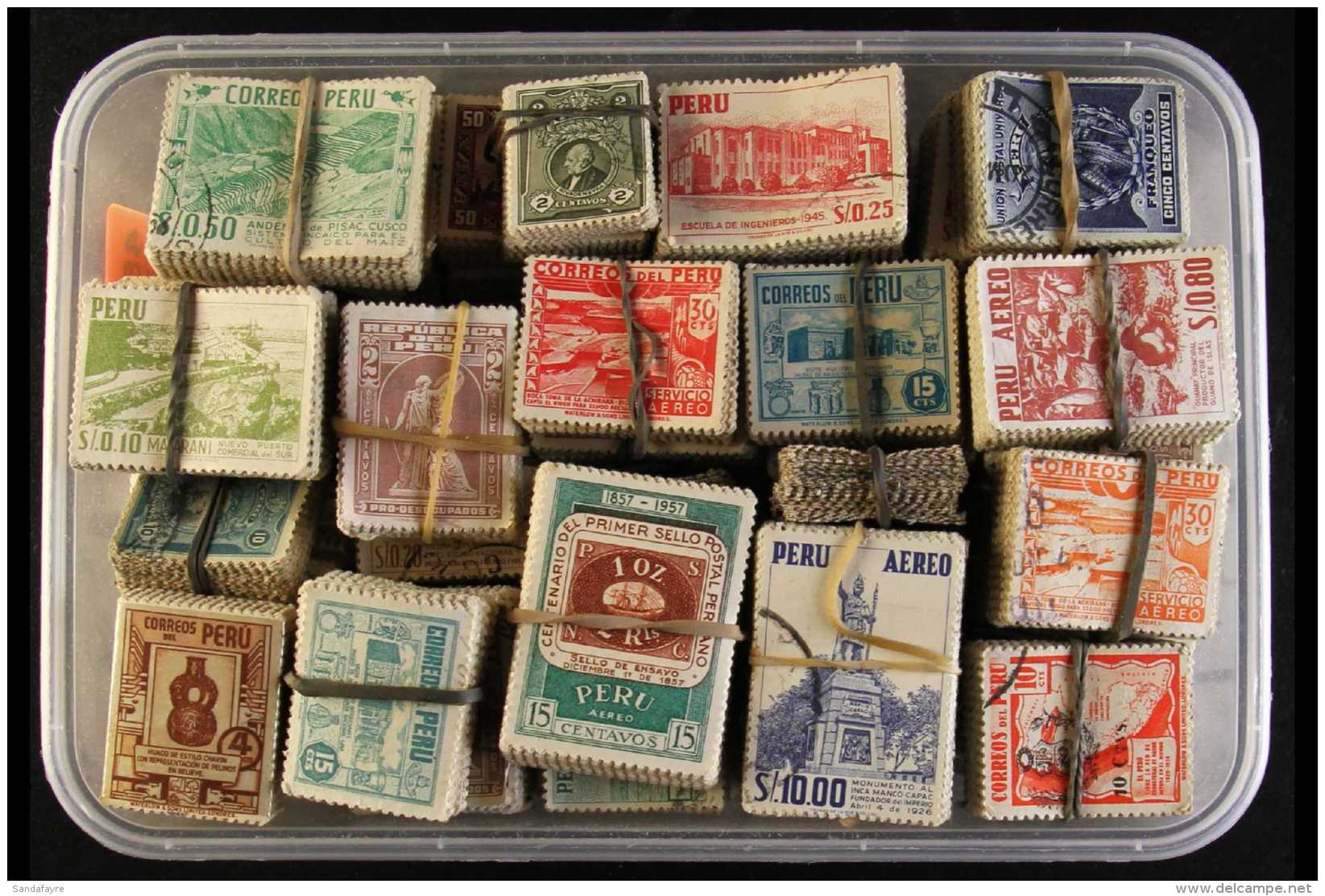 1950's BUNDLEWARE Mostly Used Stamps In Bundles, A Few Mint And Earlier Issues Seen. Fresh. (approx 6,000 Stamps)... - Peru