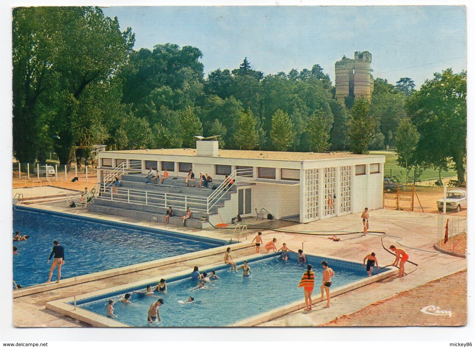 MONTGUYON--La Piscine (animée) Cpsm 15 X 10  N° 0396  éd  Combier......à  Saisir - Autres & Non Classés