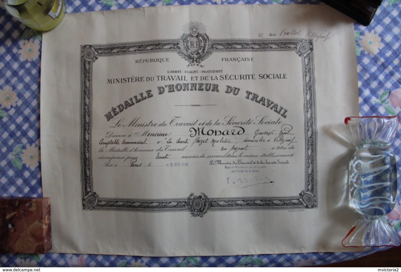 DIPLOME De Médaille D'Honneur Du TRAVAIL - Diploma's En Schoolrapporten