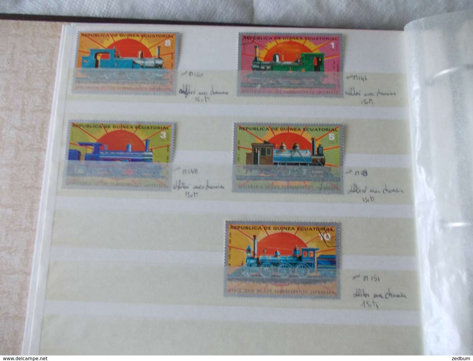 ALBUM 5 collection de timbres avec pour thème le chemin de fer train de tout pays valeur 447.50 &euro;