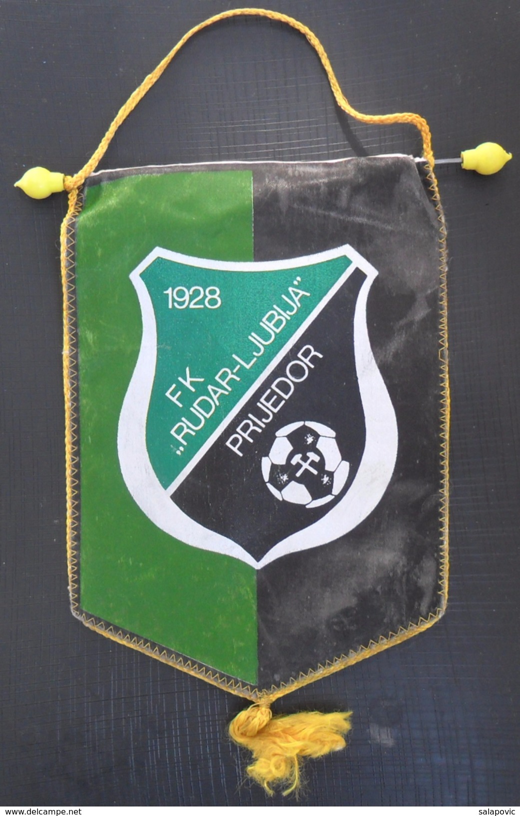 FK RUDAR LJUBIJA, PRIJEDOR, BOSNIA FOOTBALL CLUB, CALCIO OLD PENNANT, SPORTS FLAG - Uniformes Recordatorios & Misc