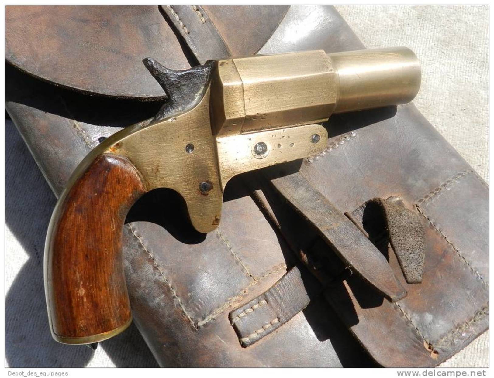 PISTOLET LANCE FUSEES + RARE ETUI CUIR Modéle 1918 ......... - Armi Da Collezione