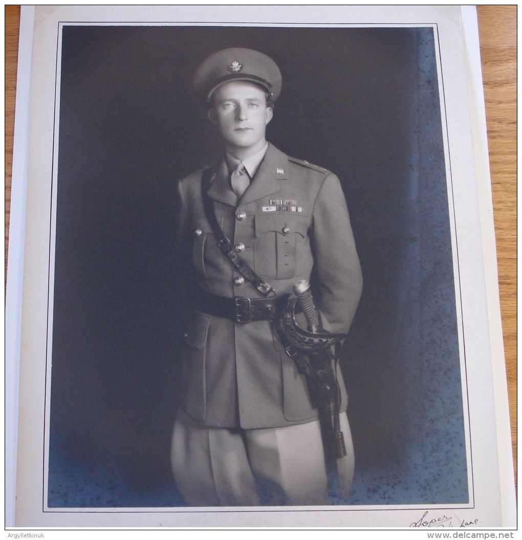 LARGE STUDIO PHOTO HAND SIGNED PHOTOGRAPHER SOPER KING LEOPOLD III BELGIUM - Famous People