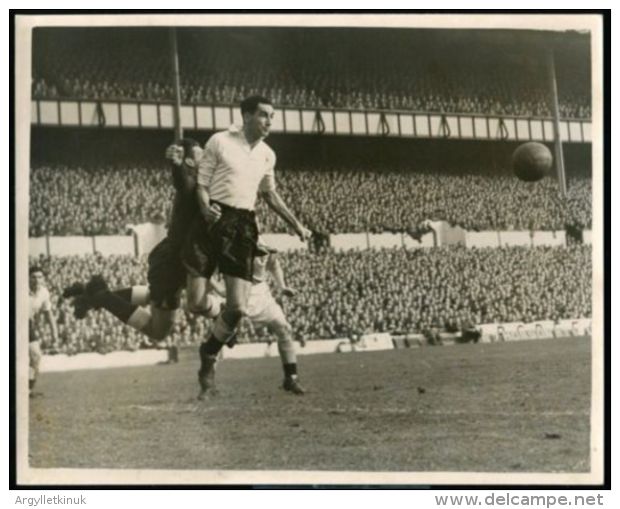 THREE CENTRAL PRESS PHOTOS TOTTENHAM HOTSPURS V LIVERPOOL BOLTON BLACKPOOL 1952 - Sports