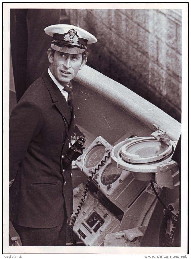 ORIGINAL PRESS PHOTO PRINCE CHARLES ROYAL NAVY HMS JUPITER 1974 PLYMOUTH - Famous People