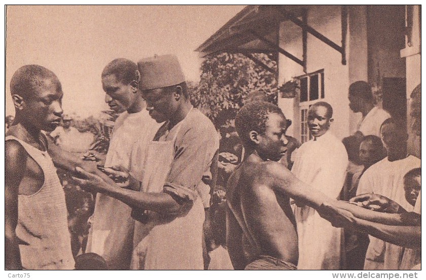 Missions - Santé Vaccination - Dispensaire Afrique - Misiones