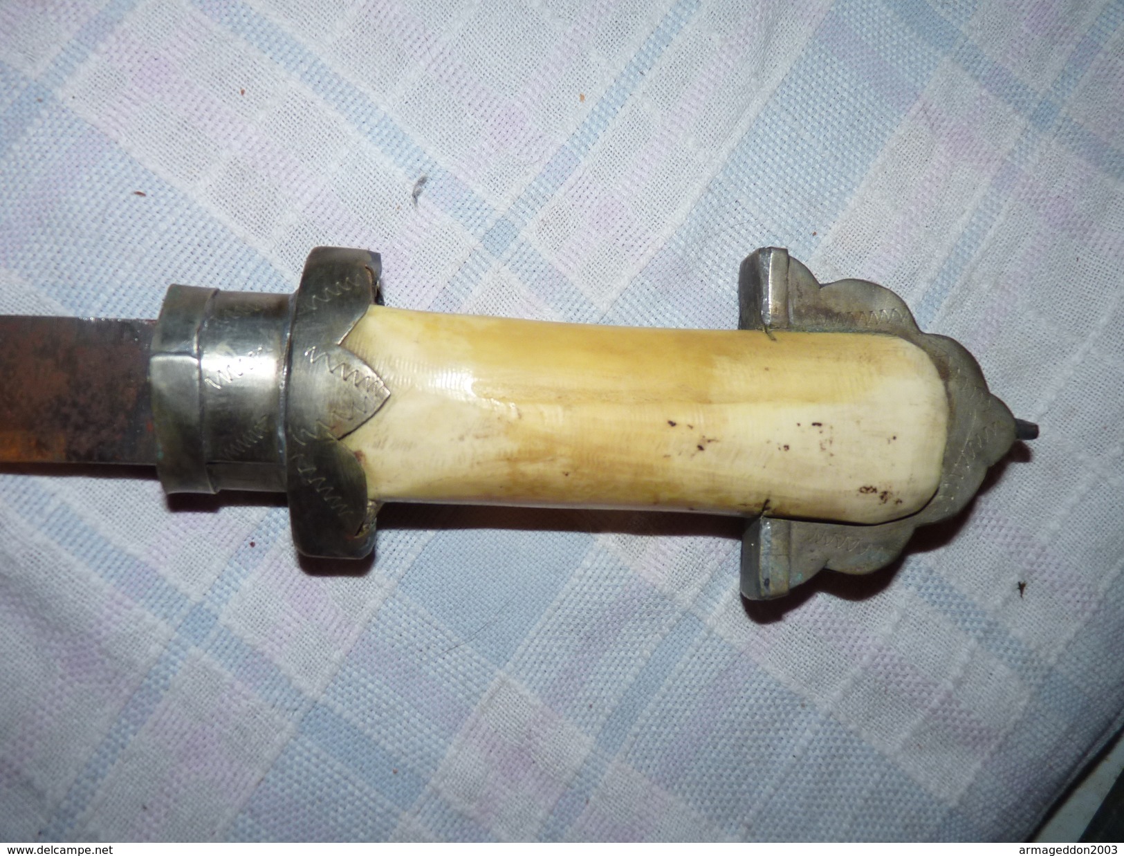 ANCIEN GRAND COUTEAU POIGNARD DECORE MANCHE EN CORNE   BON ETAT - Armi Bianche