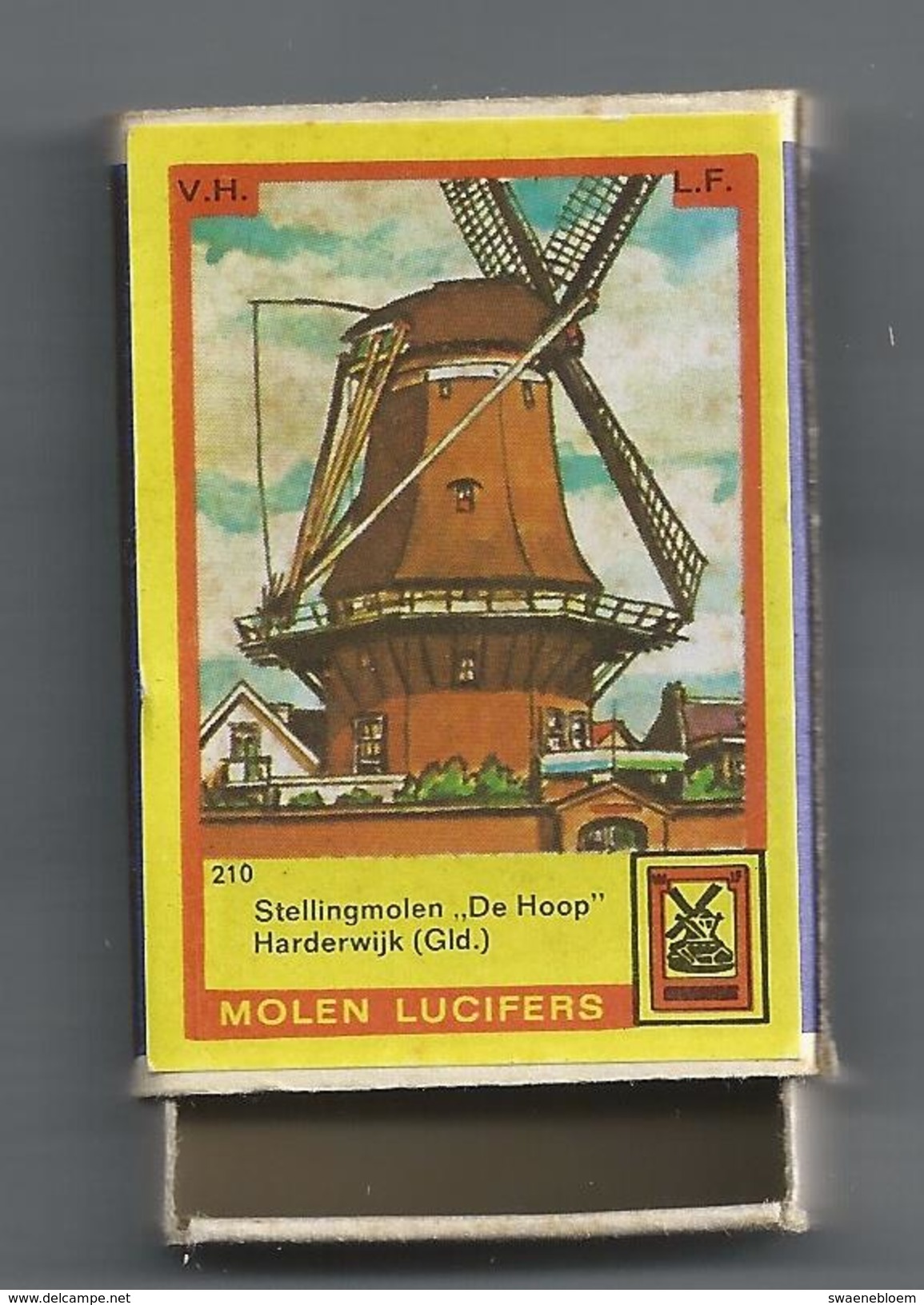 NL.- Harderwijk. Molen Lucifers  210 - Stellingmolen - De Hoop - Luciferdoosje - Matchbox. 2 Scans - Luciferdozen